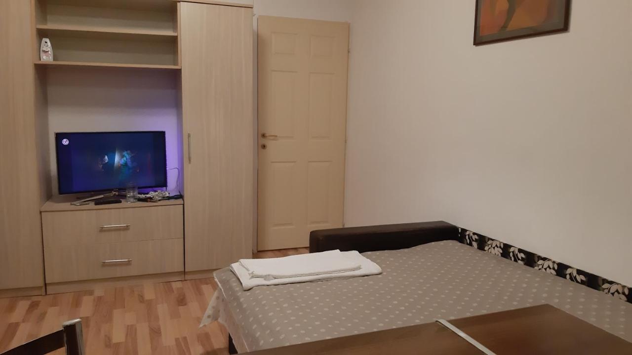 Studio Timpuri Noi 50 Бухарест Экстерьер фото