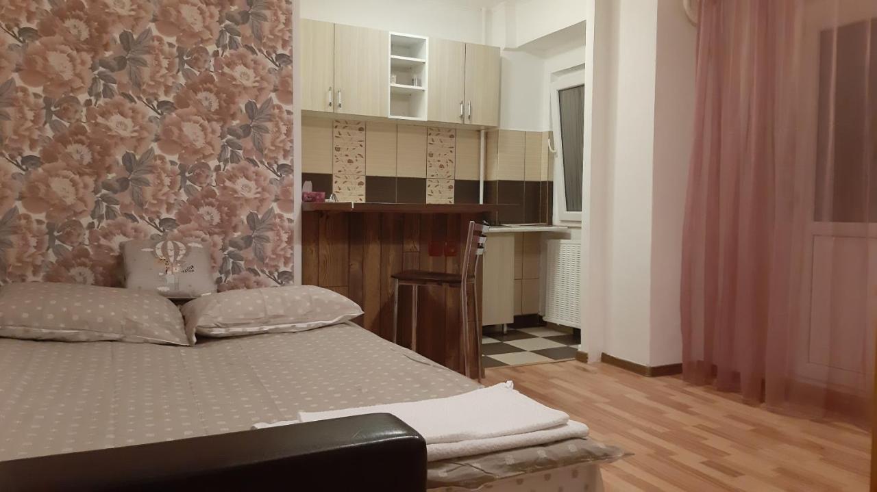 Studio Timpuri Noi 50 Бухарест Экстерьер фото